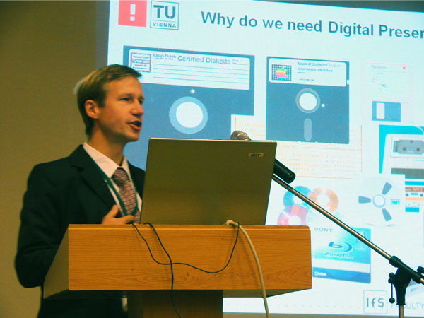 18 сентября. Приглашенный доклад.
 Andreas Rauber (Австрия). IT Research Challenges in Digital Preservation